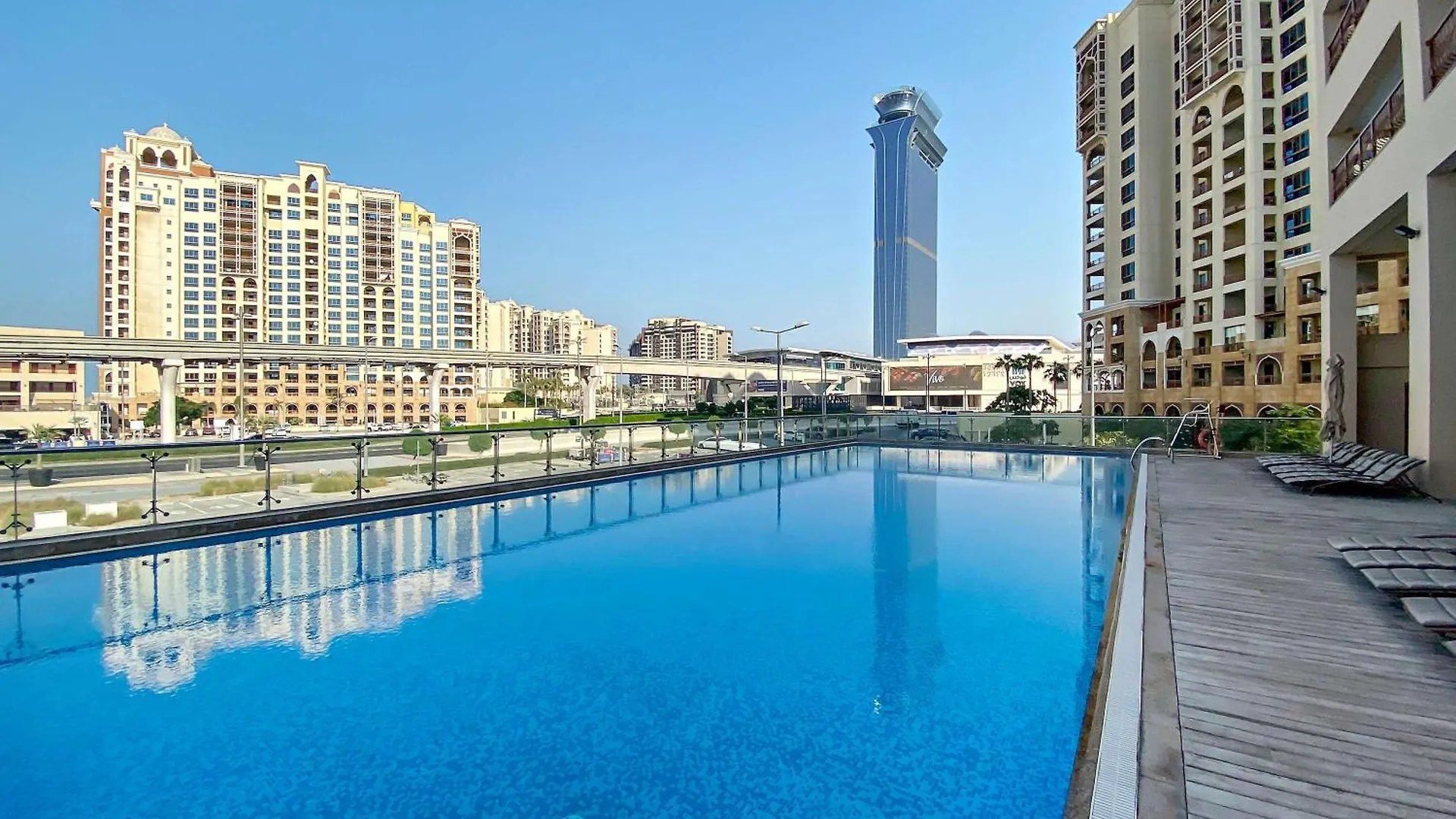Silkhaus Seaside Studio In Palm Views West Tower Dubai United Arab Emirates